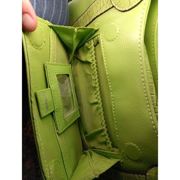 Rosetti Green Croc Embossed Purse Shoulder Bag Pockets Magnetic Closure NWOT - Picture 8 of 9